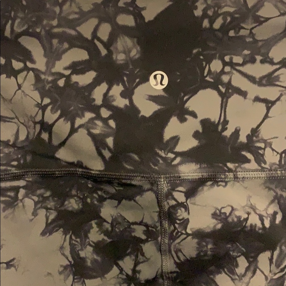 Lululemon leggings NWOT